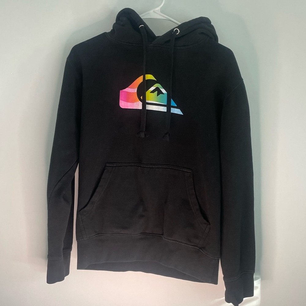 Quicksilver Black Pullover Hoodie Mens Size Small Left Sleeve Detail